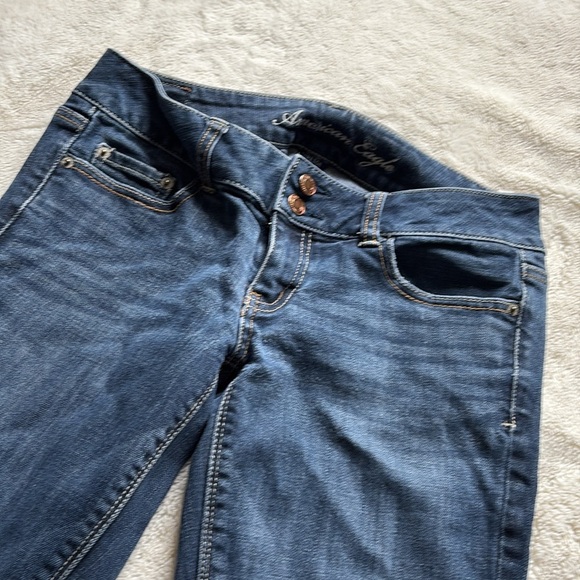 American Eagle Bootcut Jeans Size 4 Short | Stretch Mid Rise Flare Denim - Picture 2 of 7